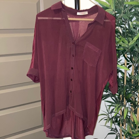 ⭐️sheet maroon blouse⭐️ - Picture 1 of 2